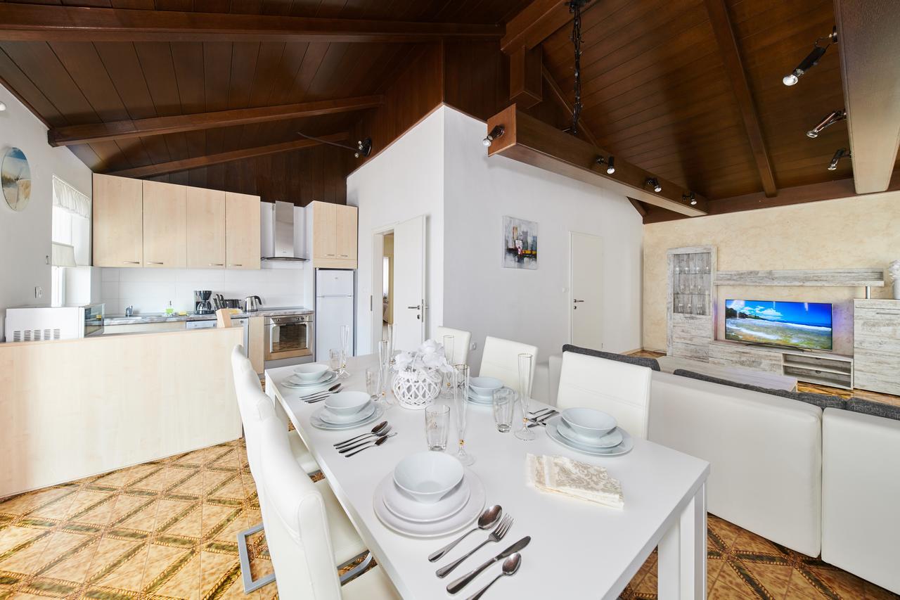 Apartments Gvarda Umag Eksteriør bilde